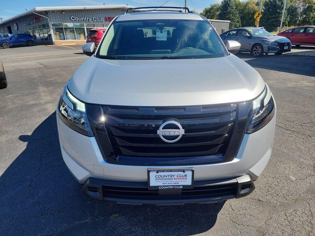 new 2025 Nissan Pathfinder car, priced at $44,375