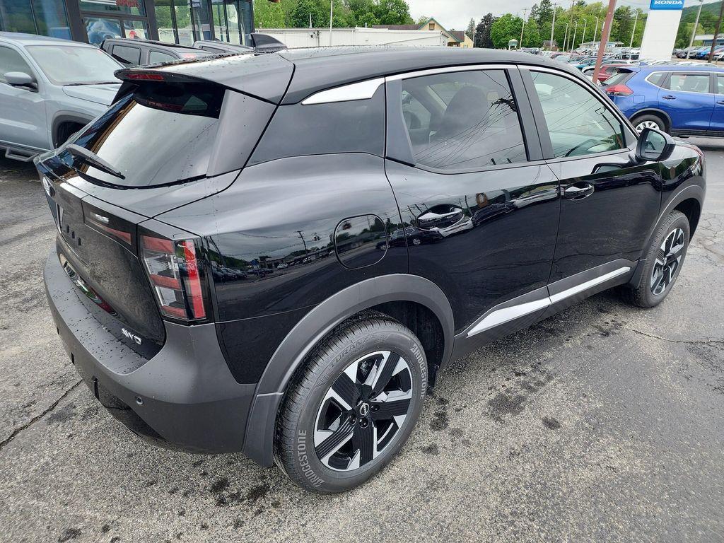 new 2025 Nissan Kicks car, priced at $26,055