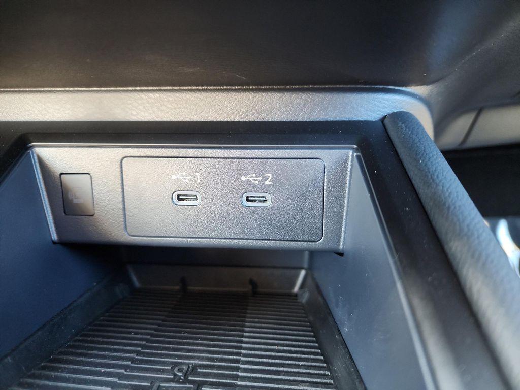 new 2026 Nissan Kicks car, priced at $30,400