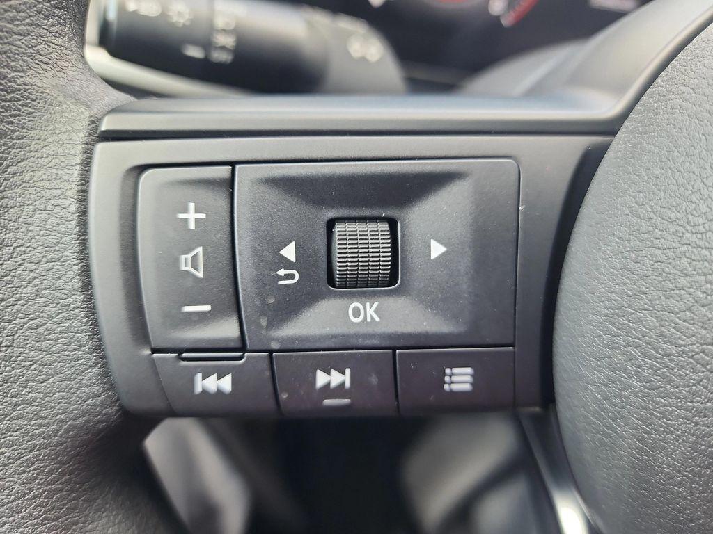 new 2025 Nissan Kicks car, priced at $27,834