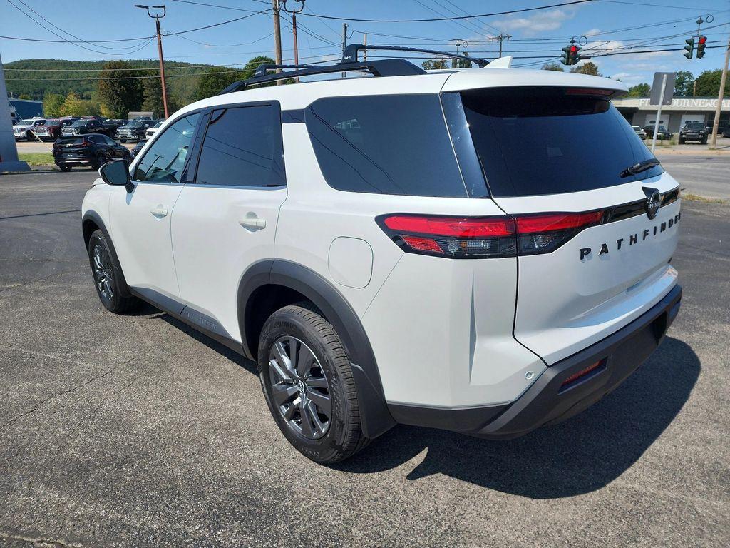 new 2025 Nissan Pathfinder car, priced at $42,815