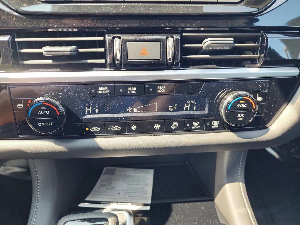 new 2025 Nissan Pathfinder car, priced at $42,815