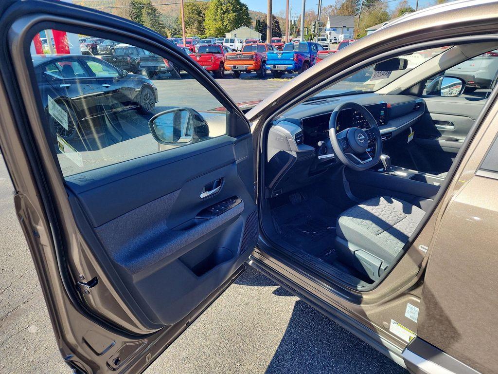 new 2026 Nissan Kicks car, priced at $27,501