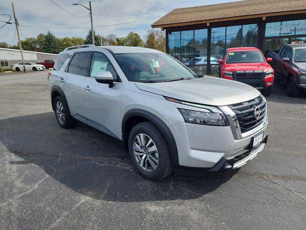 new 2025 Nissan Pathfinder car, priced at $38,067
