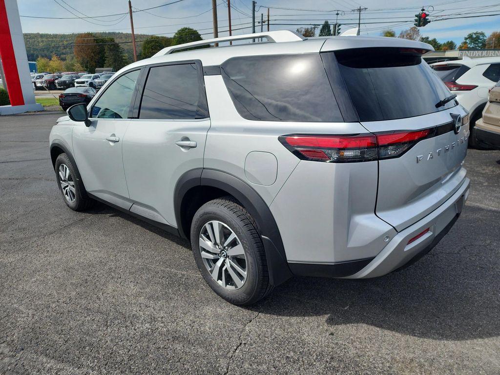 new 2025 Nissan Pathfinder car, priced at $38,067