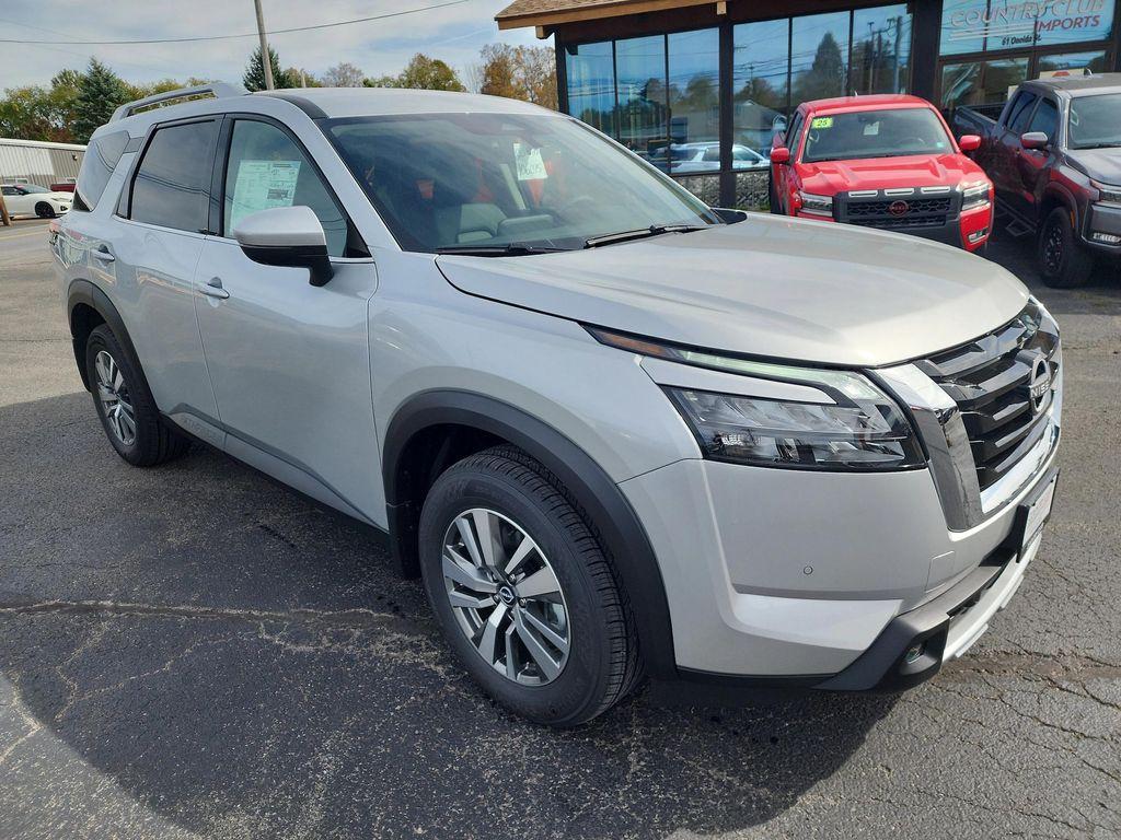 new 2025 Nissan Pathfinder car, priced at $38,067