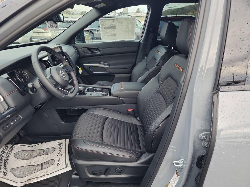 new 2025 Nissan Pathfinder car, priced at $41,420