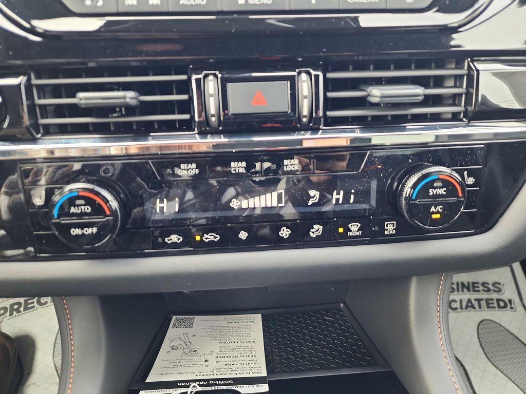 new 2025 Nissan Pathfinder car, priced at $41,420