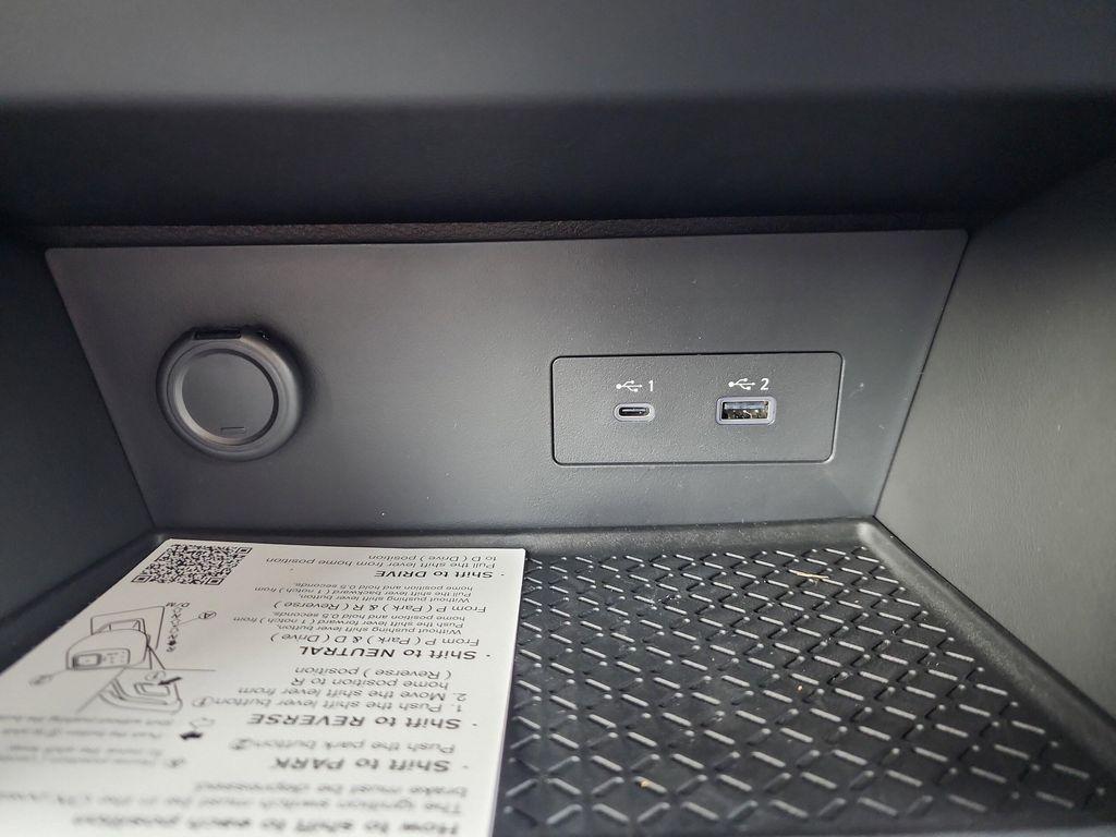 new 2025 Nissan Pathfinder car, priced at $41,420