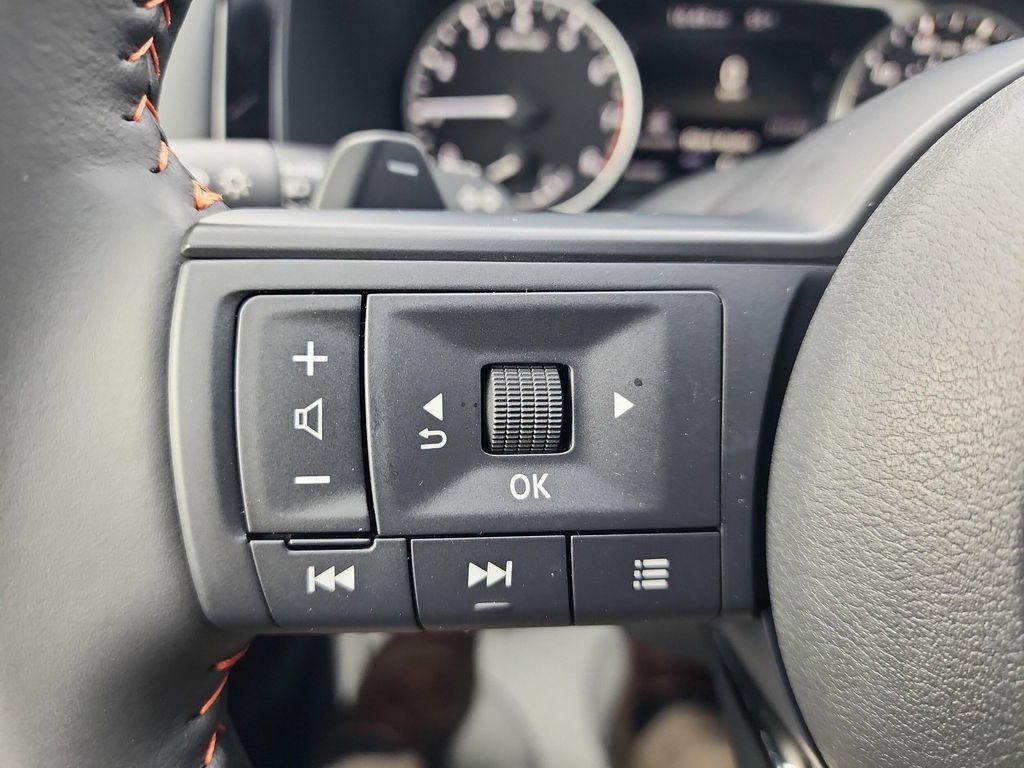 new 2025 Nissan Pathfinder car, priced at $41,420