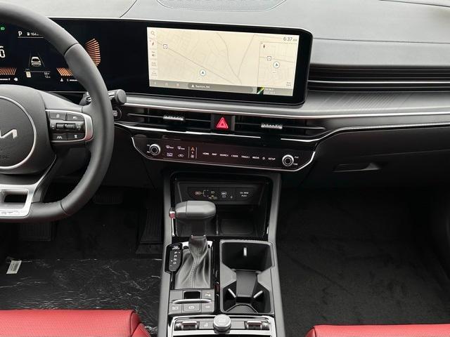 new 2025 Kia K5 car, priced at $32,940