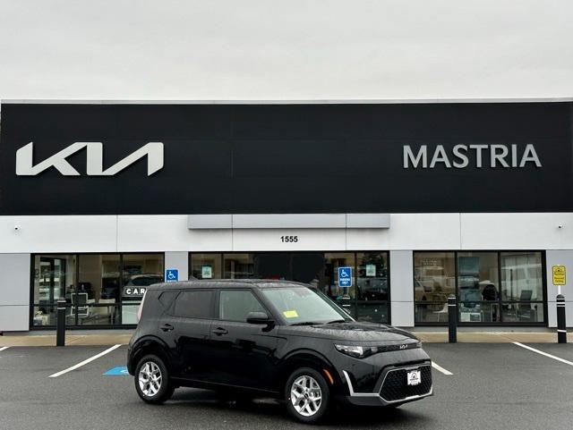 new 2025 Kia Soul car, priced at $22,685