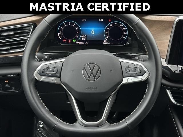 used 2025 Volkswagen Atlas car, priced at $38,711