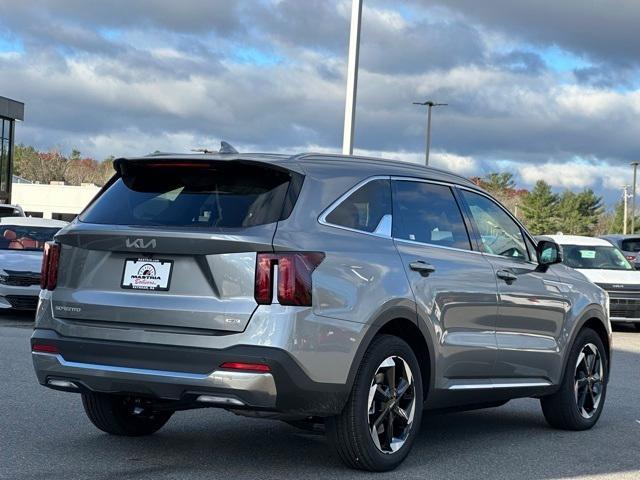 new 2025 Kia Sorento Hybrid car, priced at $41,090