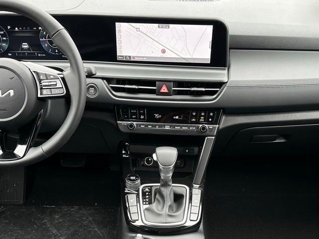 new 2025 Kia Seltos car, priced at $30,250