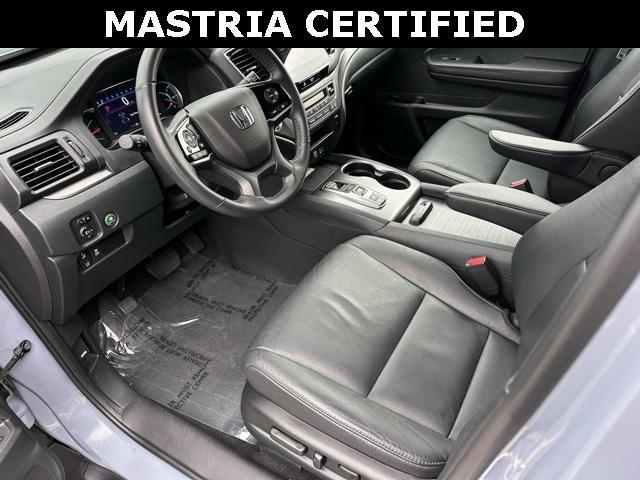 used 2022 Honda Pilot car, priced at $33,611