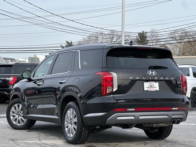 used 2024 Hyundai Palisade car, priced at $35,411