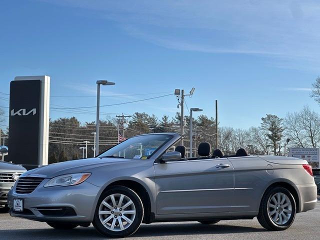 used 2013 Chrysler 200 car, priced at $9,711