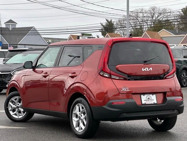 used 2022 Kia Soul car, priced at $17,511