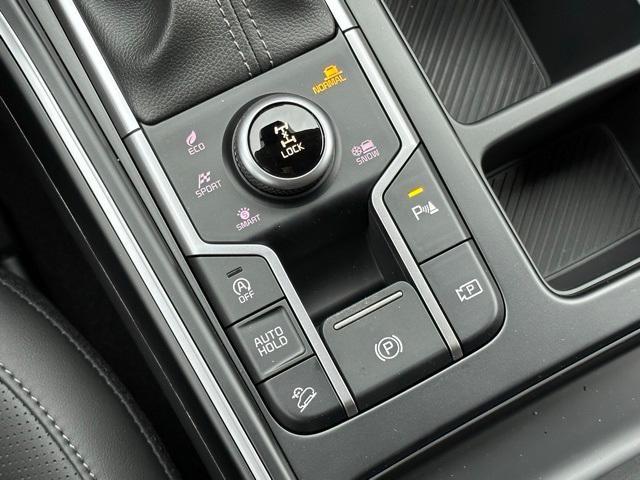 new 2025 Kia Sorento car, priced at $41,130