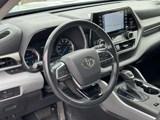 used 2021 Toyota Highlander Hybrid car, priced at $32,511