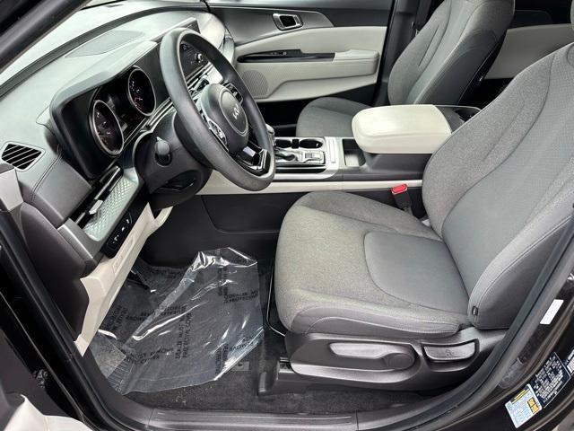 used 2022 Kia Carnival car, priced at $23,911