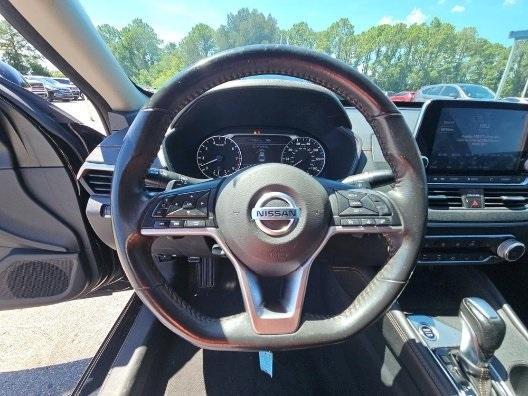 used 2022 Nissan Altima car