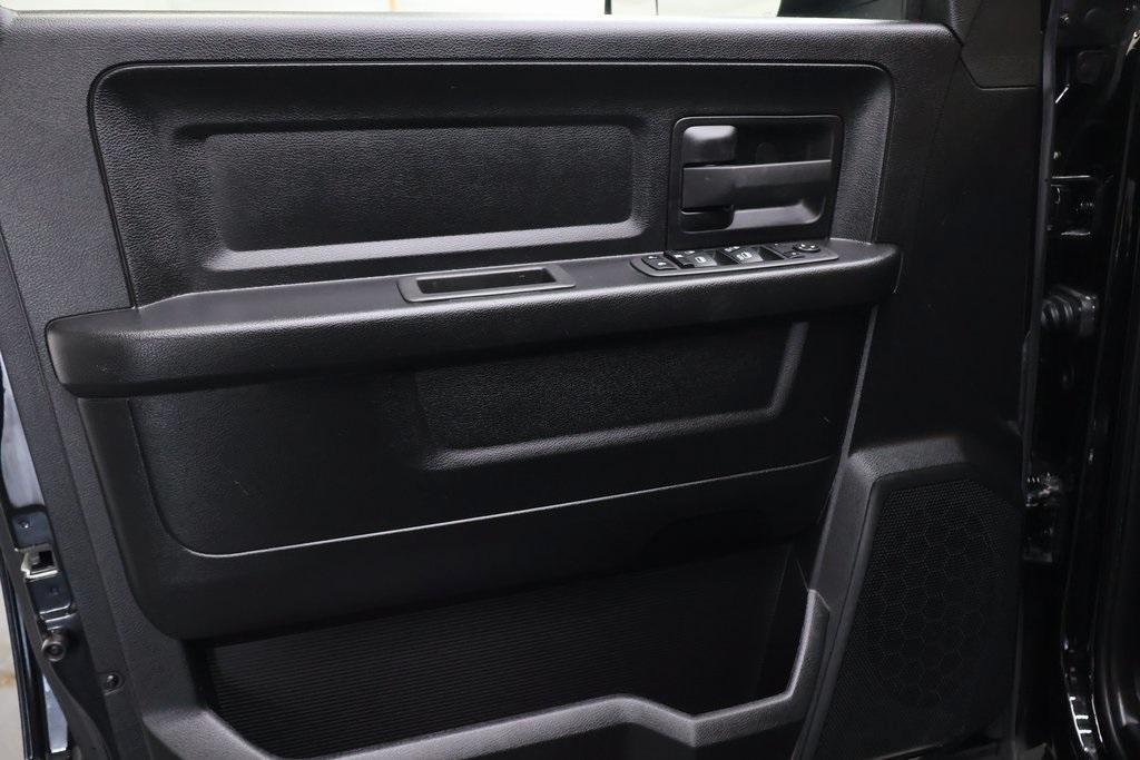 used 2022 Ram 1500 Classic car, priced at $33,495
