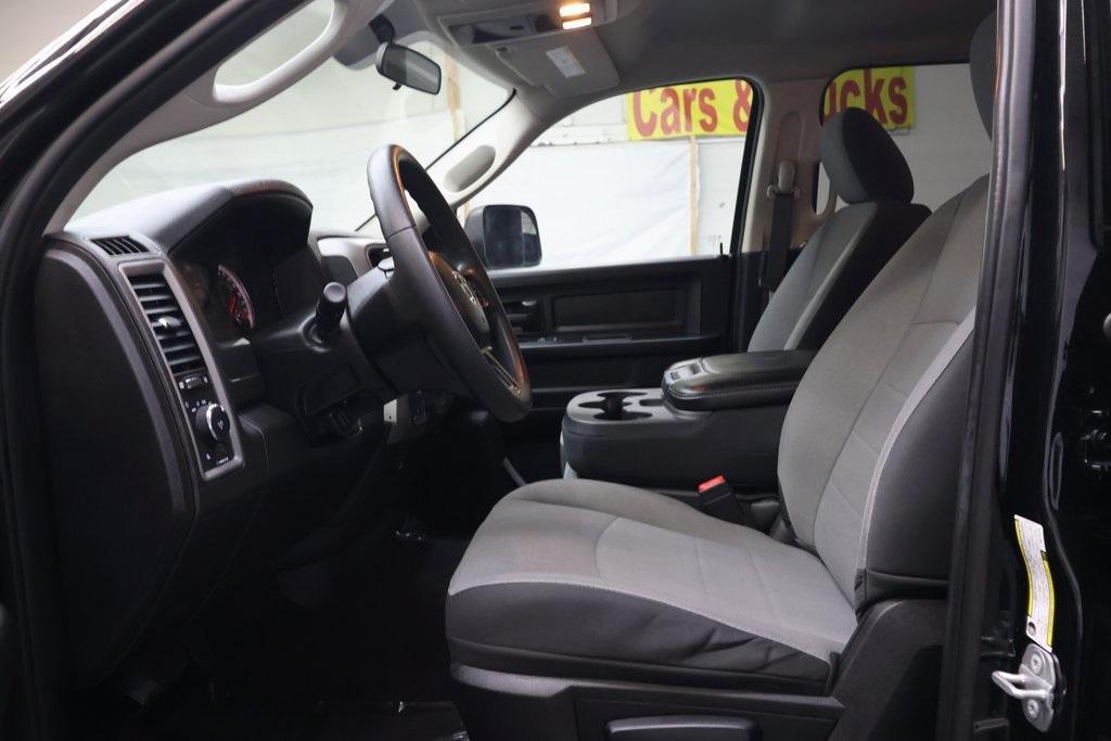 used 2022 Ram 1500 Classic car, priced at $33,495