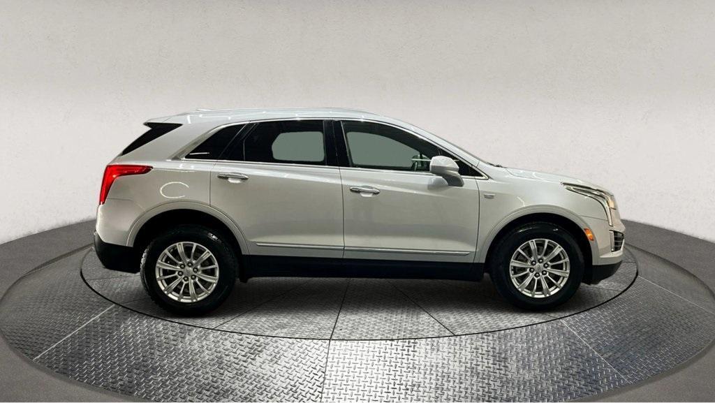 used 2017 Cadillac XT5 car, priced at $14,995