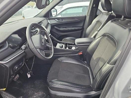used 2023 Jeep Grand Cherokee car, priced at $25,995