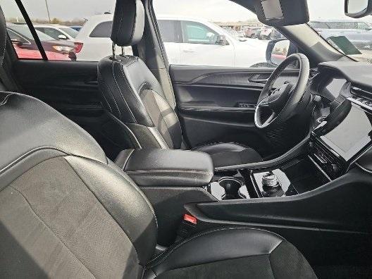 used 2023 Jeep Grand Cherokee car, priced at $25,995
