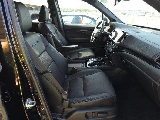 used 2022 Honda Pilot car, priced at $34,995