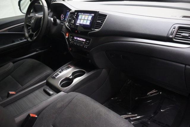 used 2022 Honda Pilot car, priced at $30,995