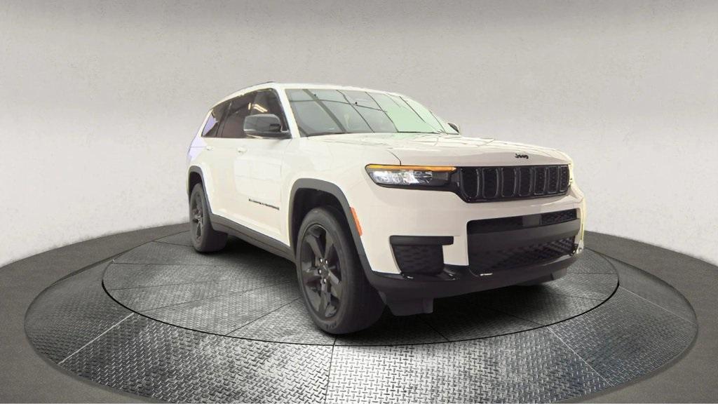 used 2023 Jeep Grand Cherokee L car, priced at $32,995