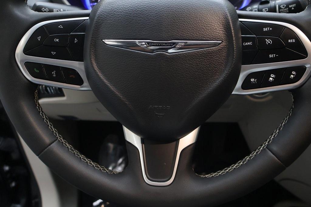 used 2023 Chrysler Pacifica car, priced at $27,995