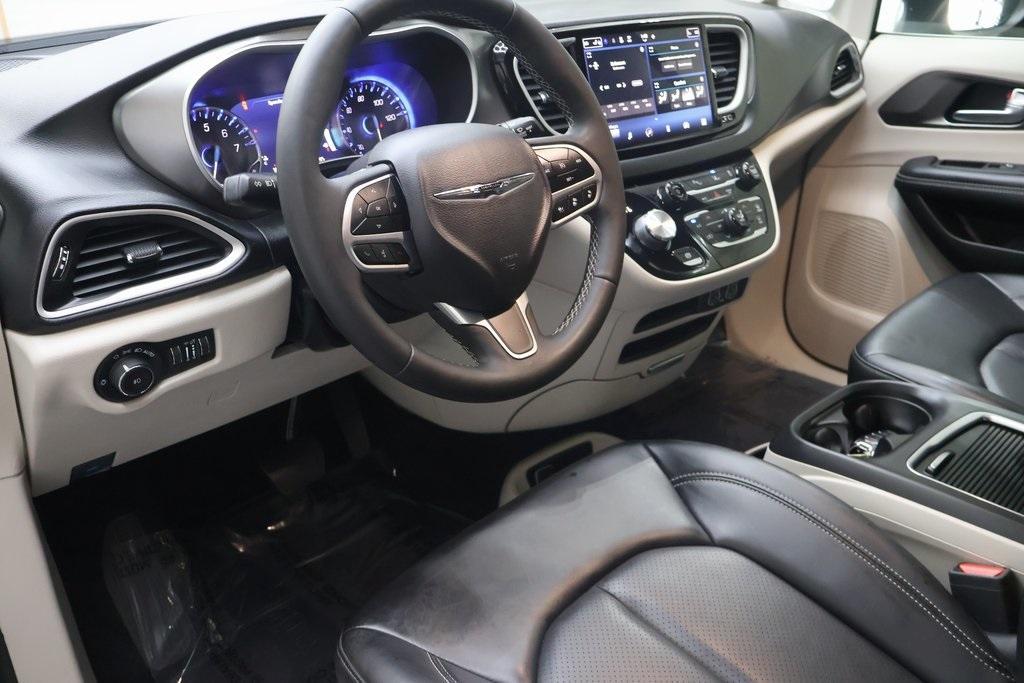 used 2023 Chrysler Pacifica car, priced at $27,995