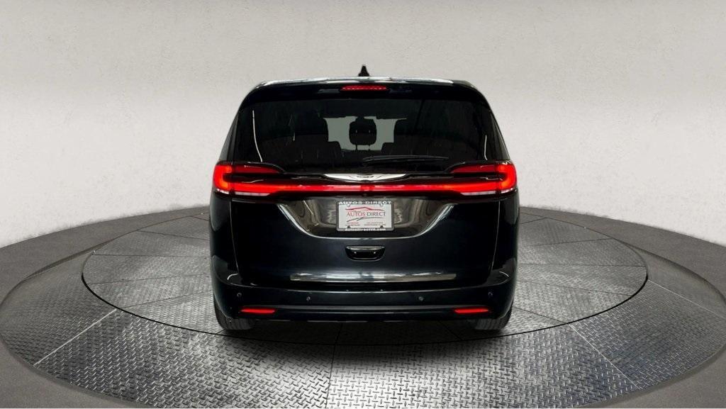 used 2023 Chrysler Pacifica car, priced at $27,995