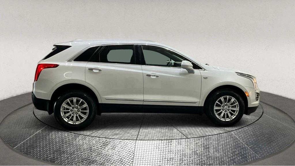used 2017 Cadillac XT5 car, priced at $14,995
