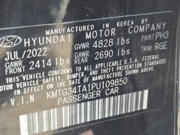 used 2023 Genesis G70 car