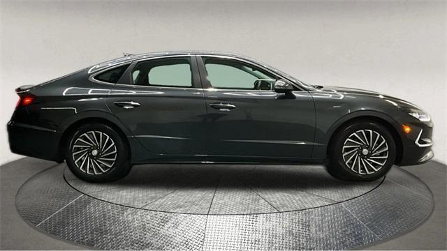 used 2021 Hyundai Sonata Hybrid car, priced at $18,995