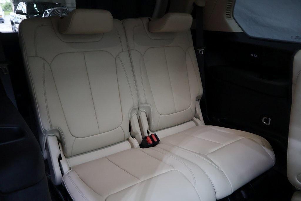 used 2021 Jeep Grand Cherokee L car, priced at $32,995