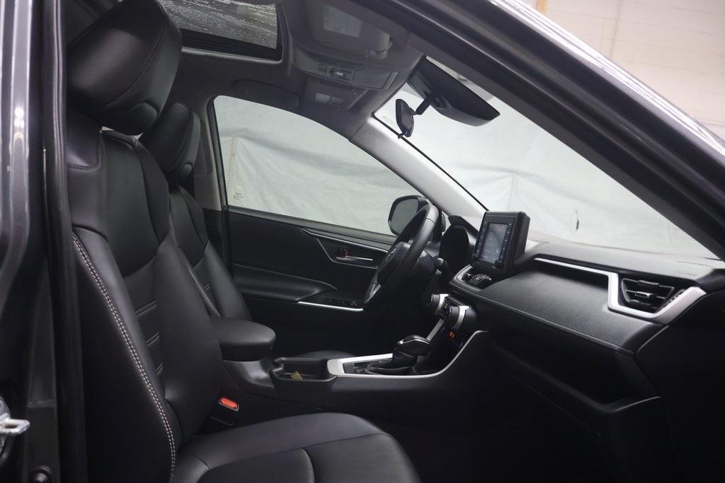 used 2021 Toyota RAV4 car, priced at $25,995