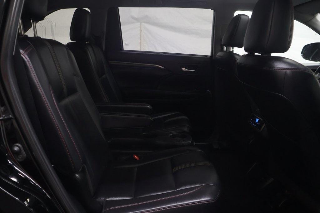 used 2019 Toyota Highlander car, priced at $24,995