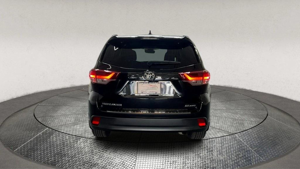 used 2019 Toyota Highlander car, priced at $24,995