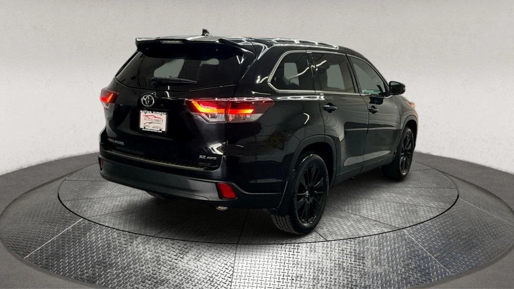 used 2019 Toyota Highlander car, priced at $24,995