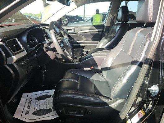 used 2019 Toyota Highlander car, priced at $25,995
