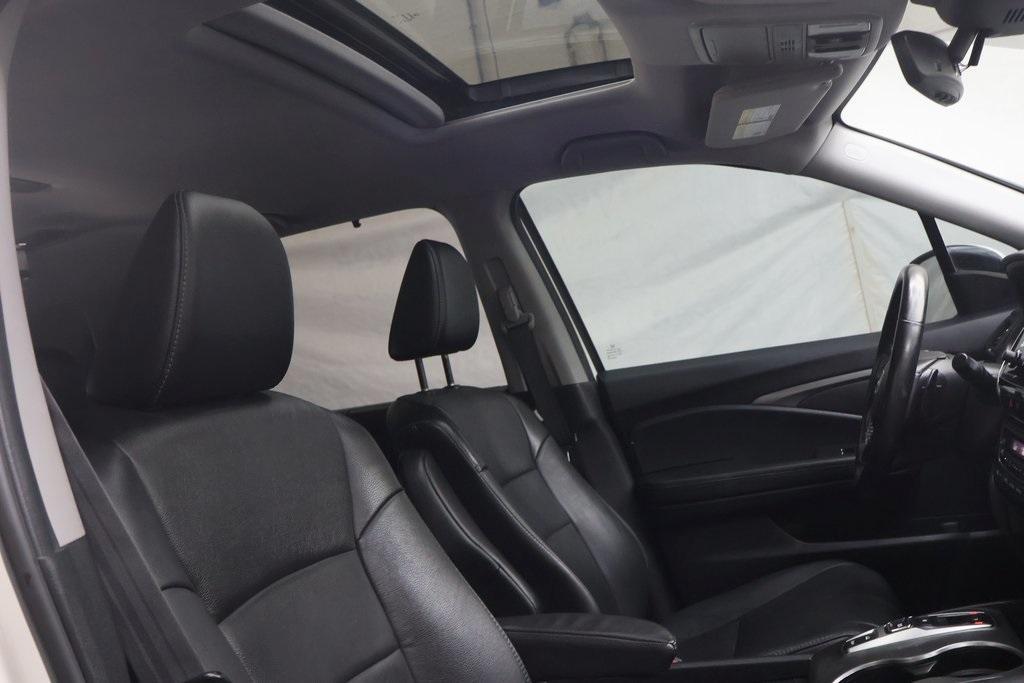 used 2021 Honda Pilot car, priced at $27,995