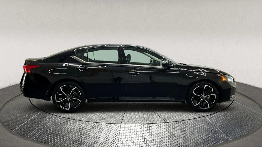 used 2023 Nissan Altima car, priced at $24,995