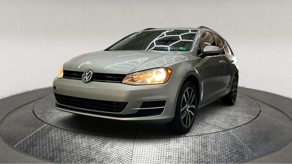 used 2016 Volkswagen Golf SportWagen car, priced at $13,995